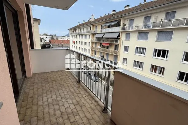 Studio 1 pièce 20 m²