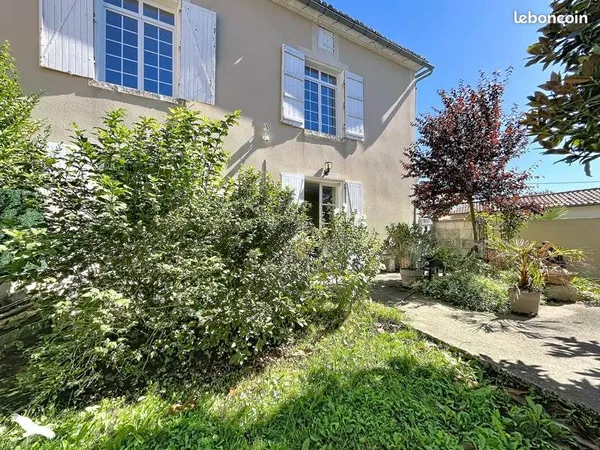 Maison 5 pièces 185 m²