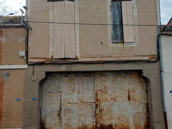 Maison avec jardin, proche centre ville