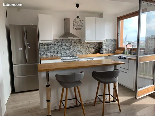 Investissement locatif - Appartement 44 m² rénové, vendu loué meublé - Hyper centre de Bondy