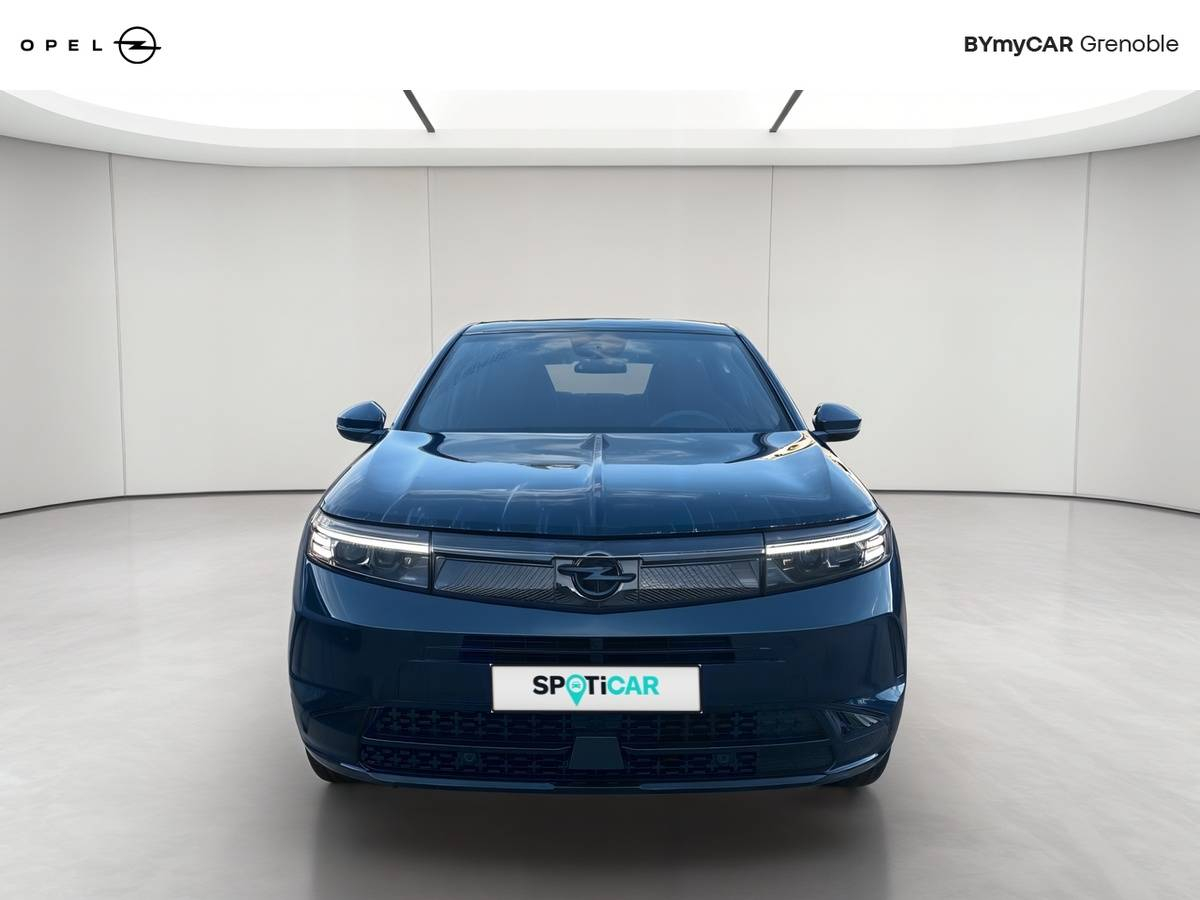 Opel Grandland Hybrid Rechargeable 195 ch e-DCT7 — photo 8