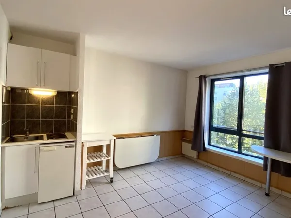 Studio 1 pièce 21 m²
