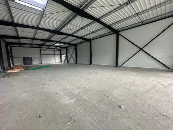 Local 1 pièce 1150 m²