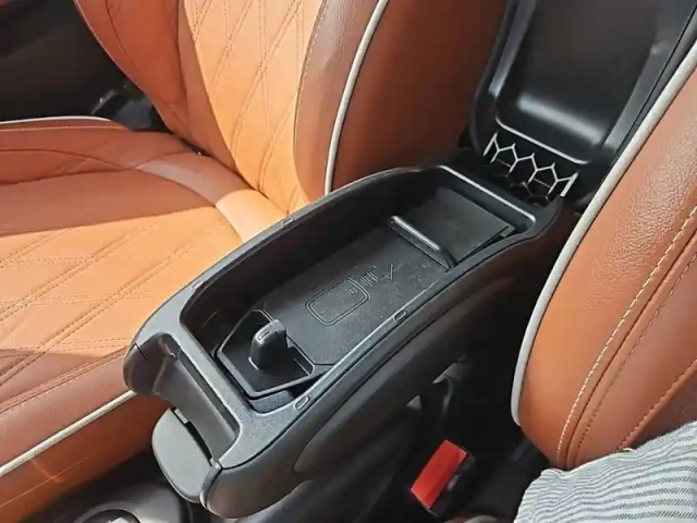 Mini Mini hatch 3 portes cooper 136 ch dkg7 — photo 18