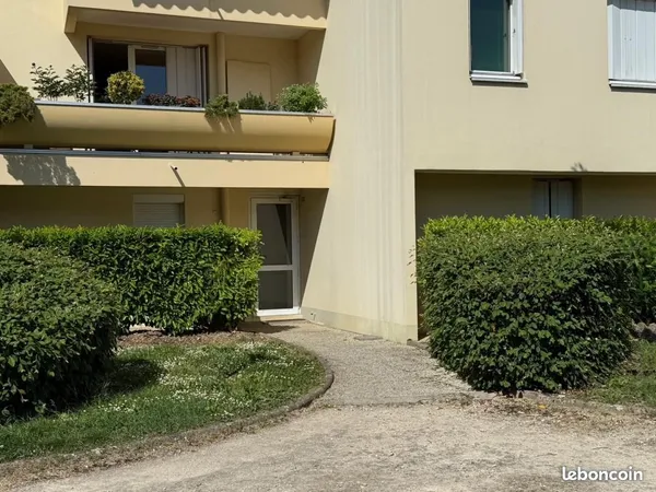À louer appartement T1