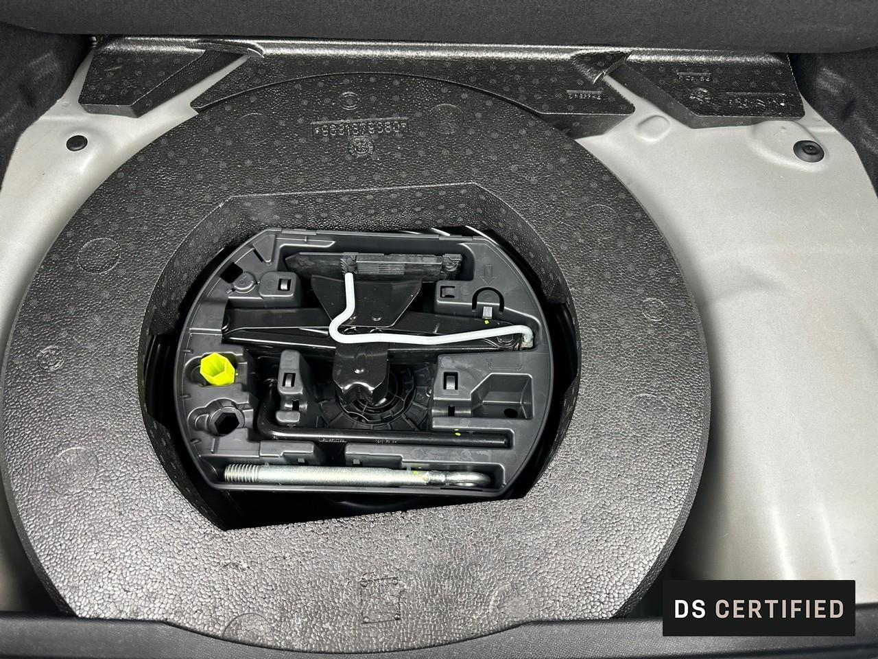 Ds Ds 3 crossback puretech 130 eat8 performance line+ — photo 36