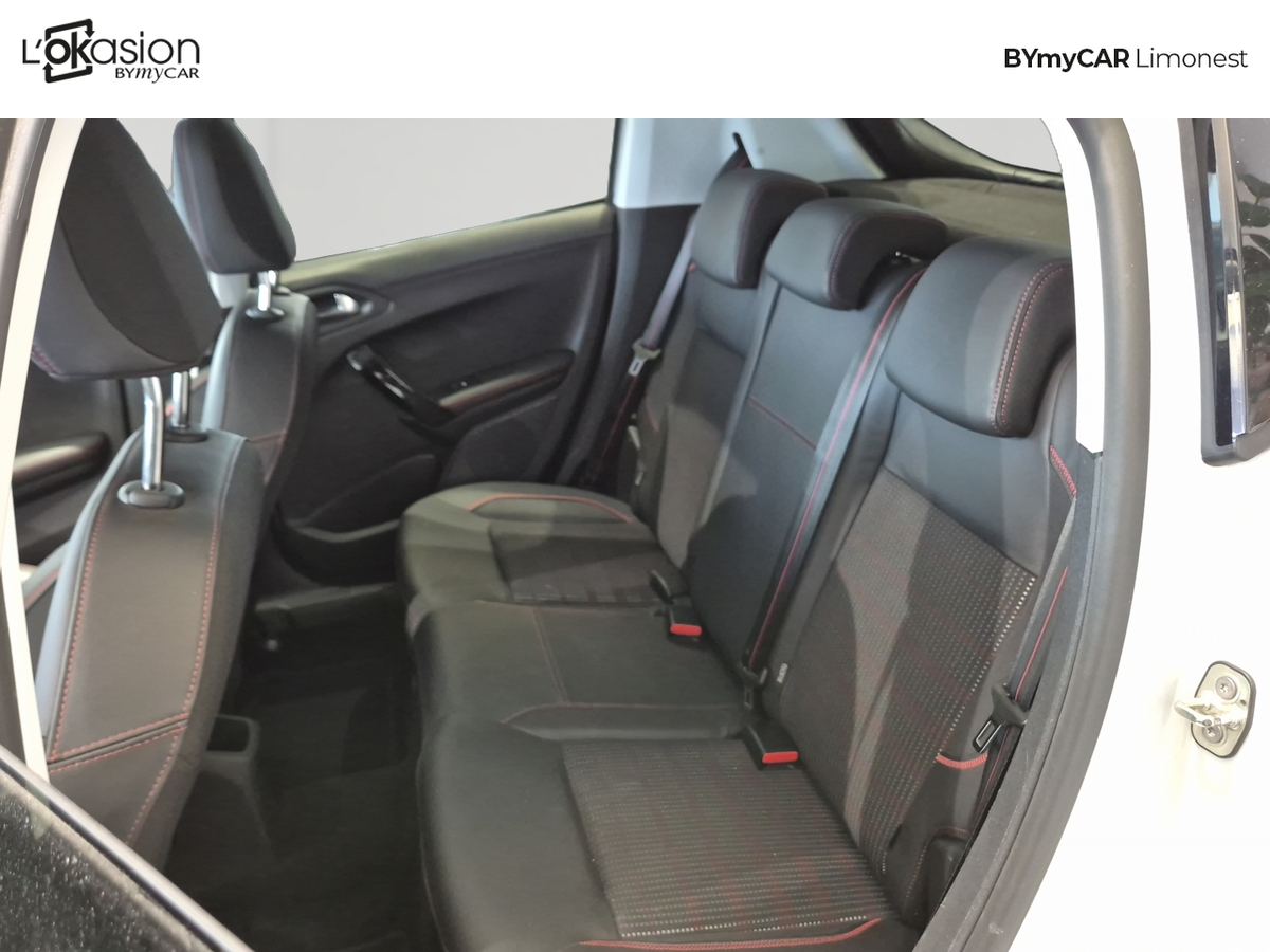 Peugeot 208 1.6 BlueHDi 100ch S&amp;S BVM5 — photo 12