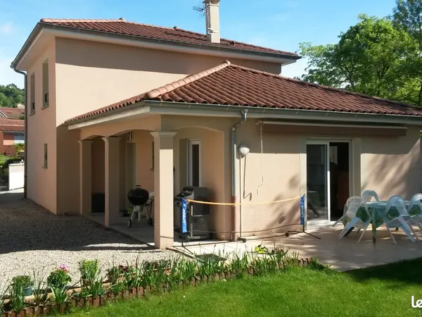 VILLA T5 à MIRIBEL Proche du centre