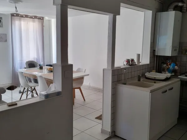 Appartement 4 pièces 92m2 1er étage
