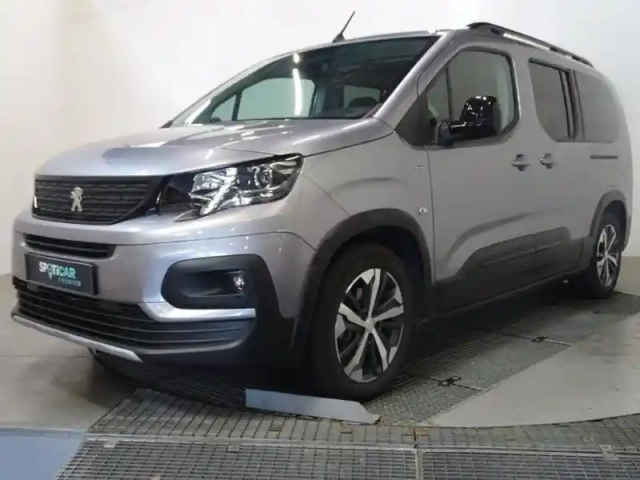 Peugeot Rifter taille xl - moteur electrique 136 ch (100 kw) automatique gt