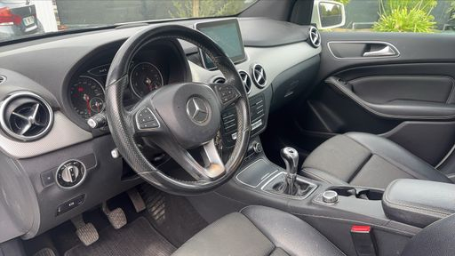 Mercedes Classe B 180 CDi 109 - Sensation – 2015 – 96720 km – Diesel – Boîte Manuelle — photo 16