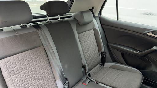 Volkswagen T-Cross 1.0 TSI 110 - R-Line – 2021 – 22543 km – Essence – Boîte Manuelle — photo 39