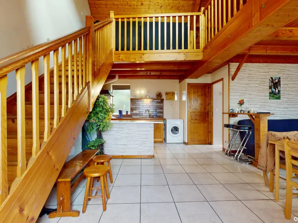BESANCON - CRAS - Duplex loué avec parking 55m²