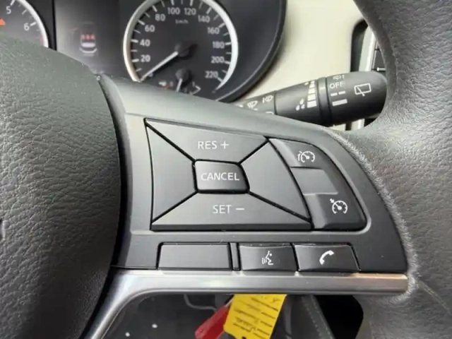Nissan Micra 1.0 ig-t 92ch business edition — photo 9