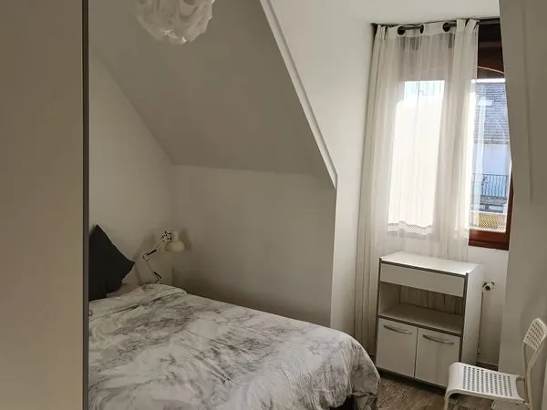 * Bright  and  Cozy Private Room  * Metro  line  7