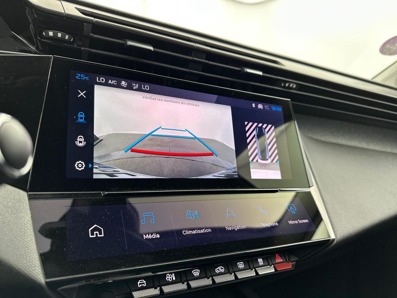 Peugeot 308 phev 180 e-eat8 allure pack — photo 26