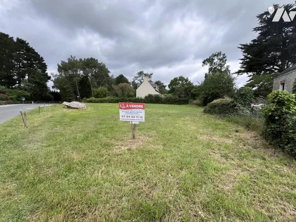 Terrain 680 m²