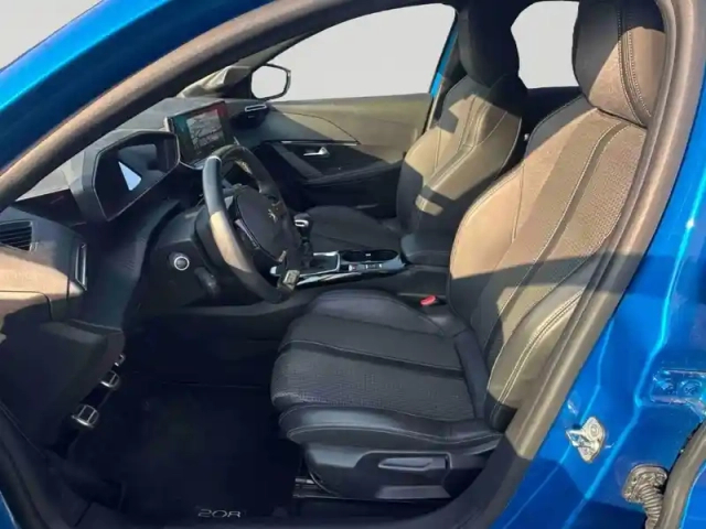 Peugeot 208 1.2 puretech 100ch s&amp;s gt 118g — photo 11