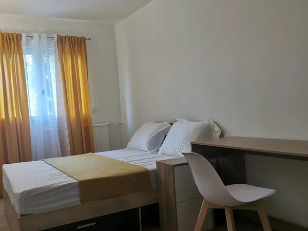 Collocation chambre pour fille 550