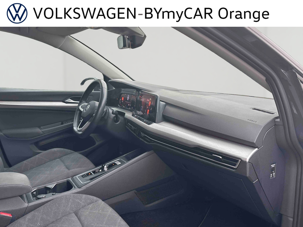 Volkswagen Golf 2.0 TDI SCR 116 DSG7 — photo 28