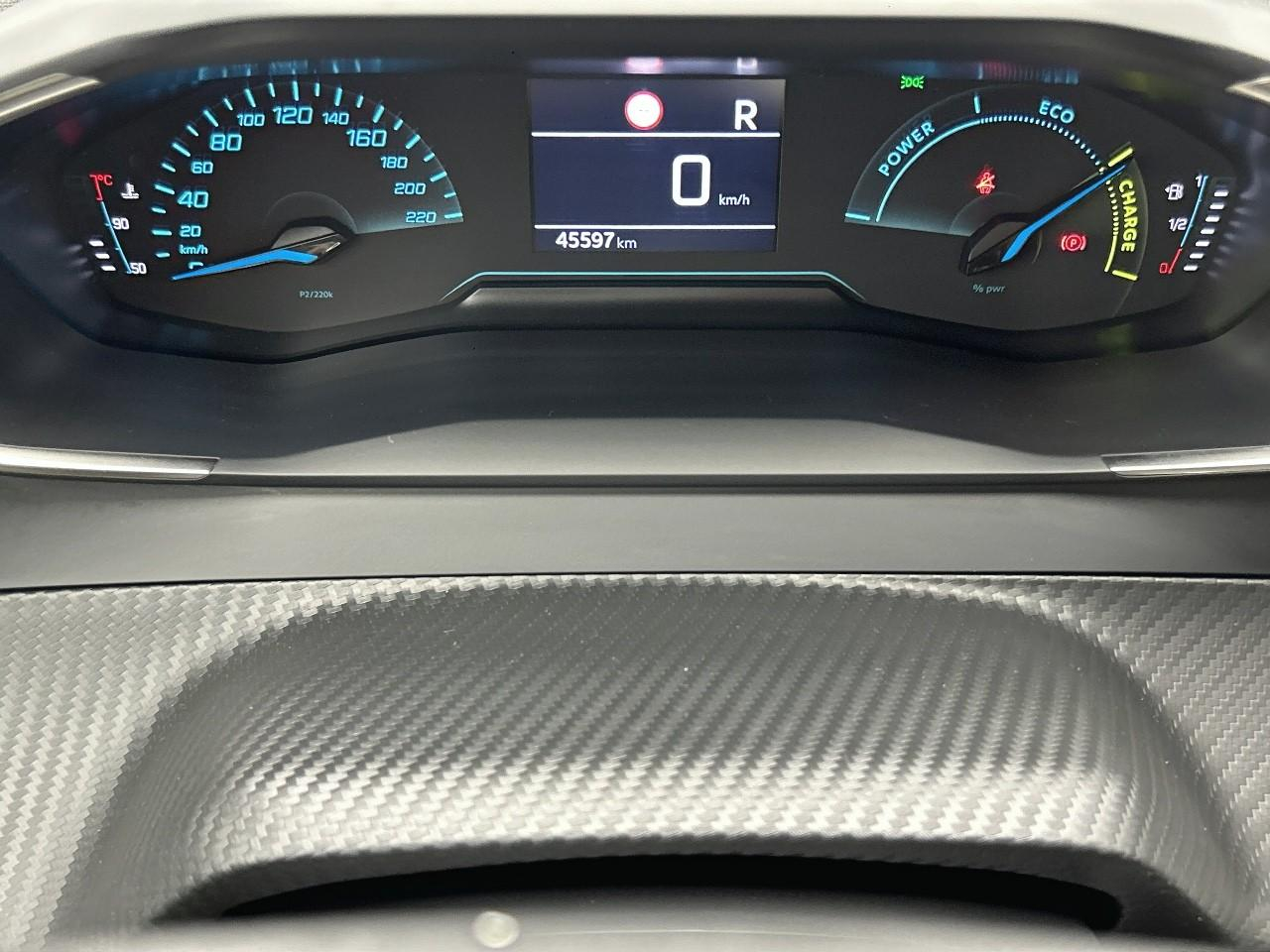 Peugeot 2008 hybrid 136 e-dcs6 active — photo 33