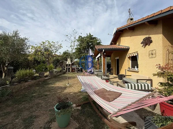 Maison de plain-pied 5 pièces 105 m²