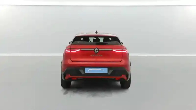 Renault Megane e-tech ev40 130ch standard charge — photo 62