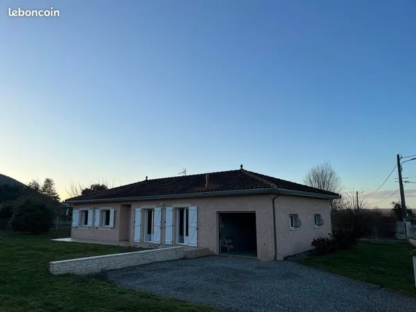 Maison à louer 105m2 Ardiege