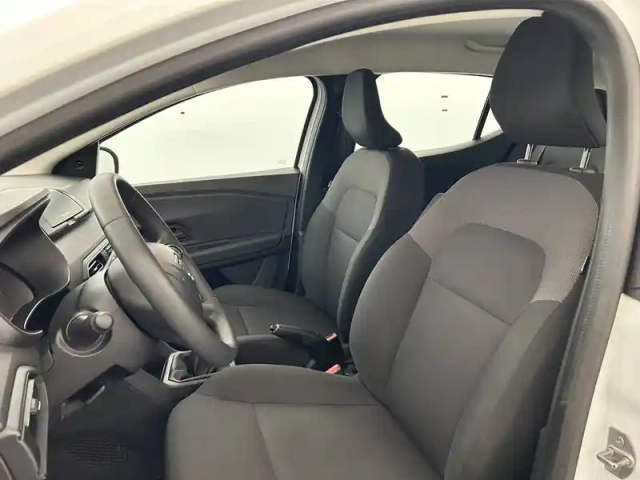 Dacia Sandero sce 65 — photo 18