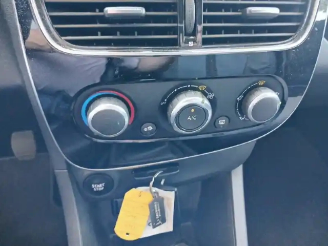 Renault Clio tce 75 - 19 — photo 15