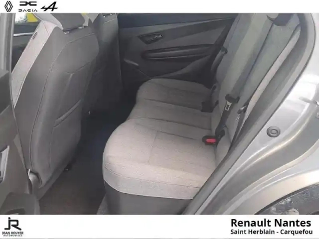 Renault Megane e-tech electric ev60 220ch equilibre super charge — photo 5