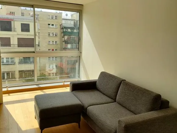 À LOUER - Paris 16e - F3 meublé, 69 m², plein sud, 8e étage