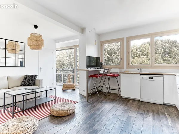 Appartement 3 chambres - lumineux avec balcon