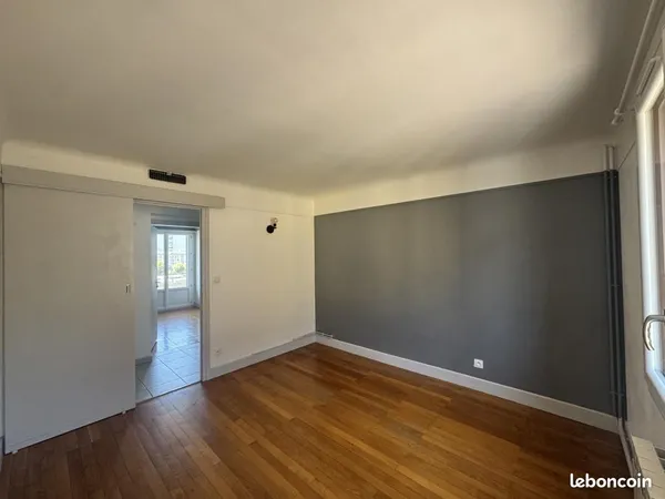 Appartement 4 pièces 77 m²