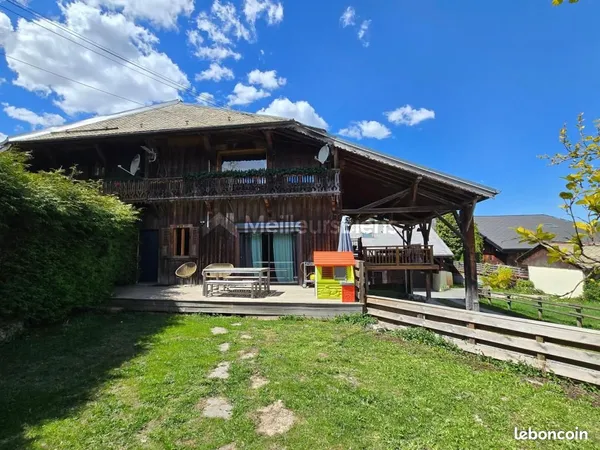 Propriété 8 pièces 220 m²