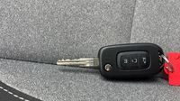 Renault Clio 1.0 TCe 90ch Evolution - 24 — photo 16