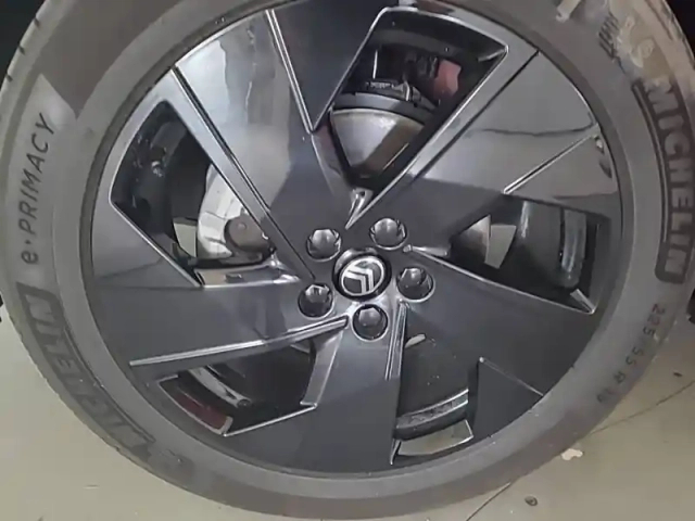 Citroën C5 Aircross hybride 145 ch e-dcs6 — photo 39
