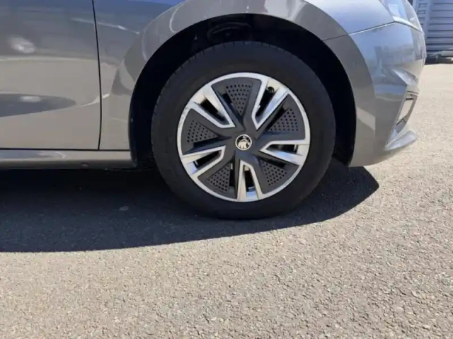 Skoda Fabia 1.0 tsi 95ch style — photo 7