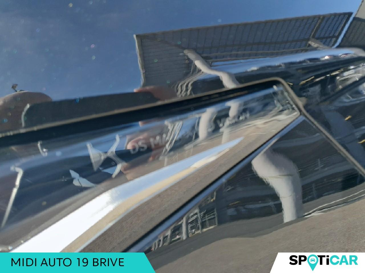 Ds Ds 4 bluehdi 130ch etoile automatique alcantara sieges — photo 12