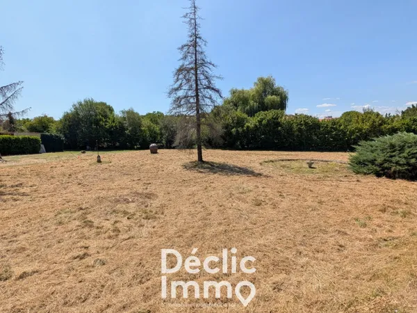 Terrain constructible 2000 m²
