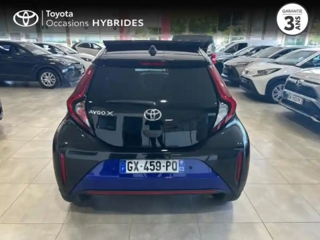 Toyota Aygo X 1.0 vvt-i 72ch air design pack zen — photo 9