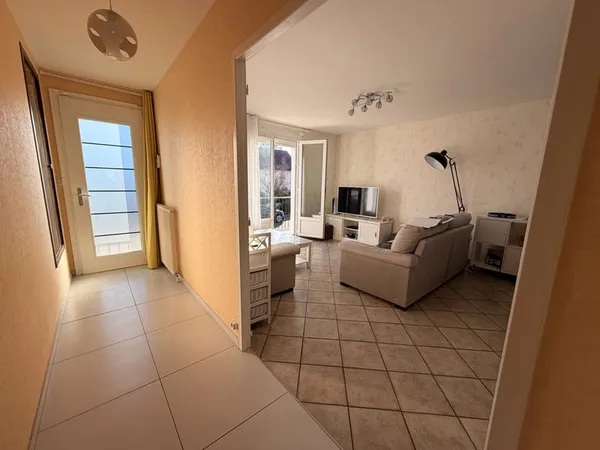MAISON FAMILIALE 3 CHAMBRES SUR RUAUDIN