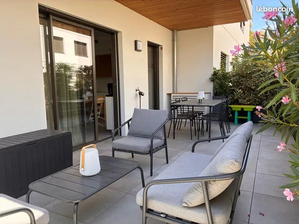 Appartement T4 avec terrasse