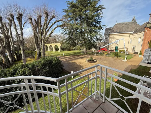 Studio 38m2 avec balcon vendu loué - Résidence services L'Ermitage