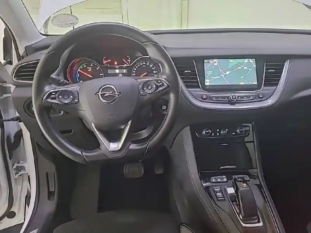 Opel Grandland X hybrid4 300 ch awd bva8 — photo 11