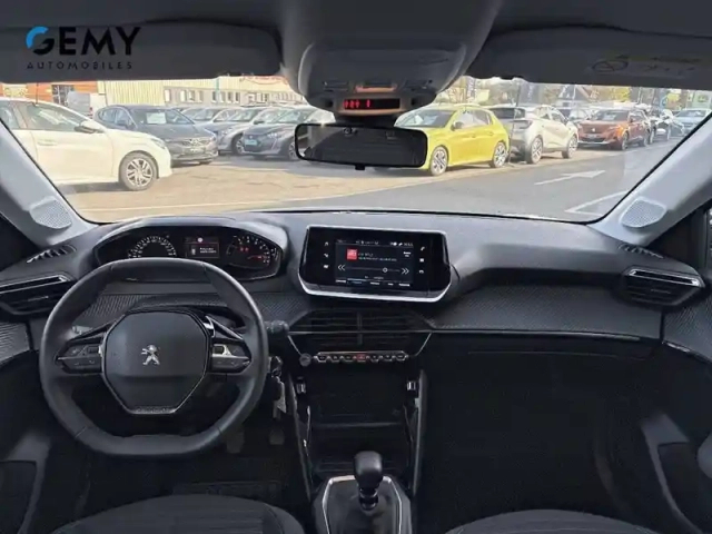 Peugeot 208 puretech 100 s&amp;s bvm6 — photo 8