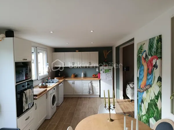 Disponible dès maintenant : Belle maison de 116m² avec annexe habitable de 54m², garage et double te