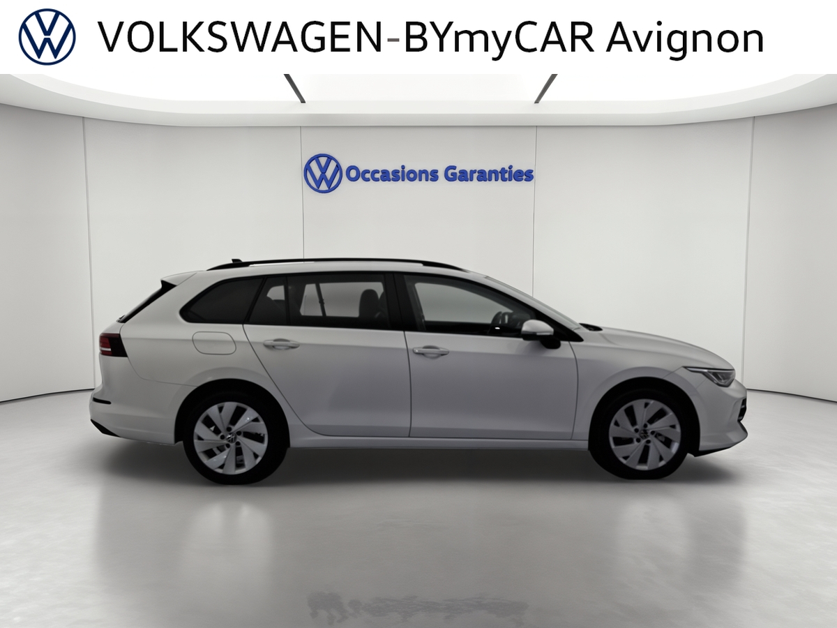 Volkswagen Golf SW 1.5 eTSI EVO2 116 DSG7 — photo 6