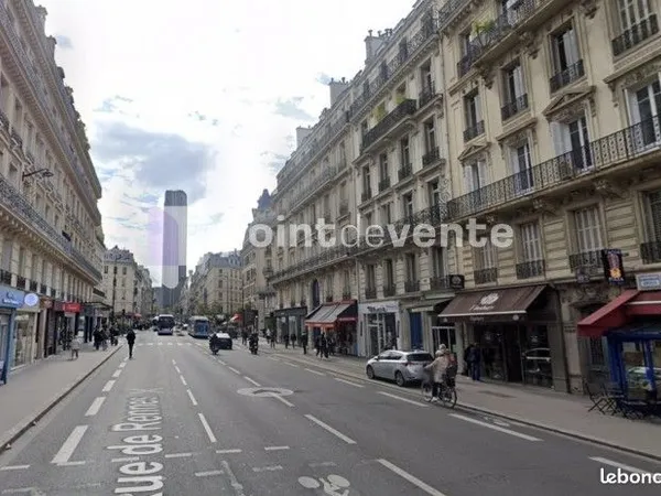 Local commercial 142 m²