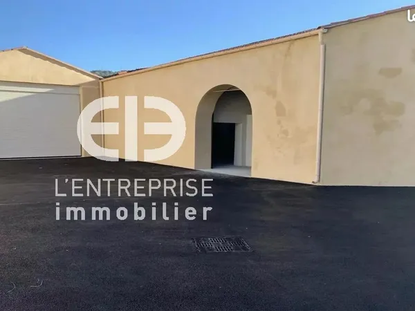 Immeuble 1700 m²